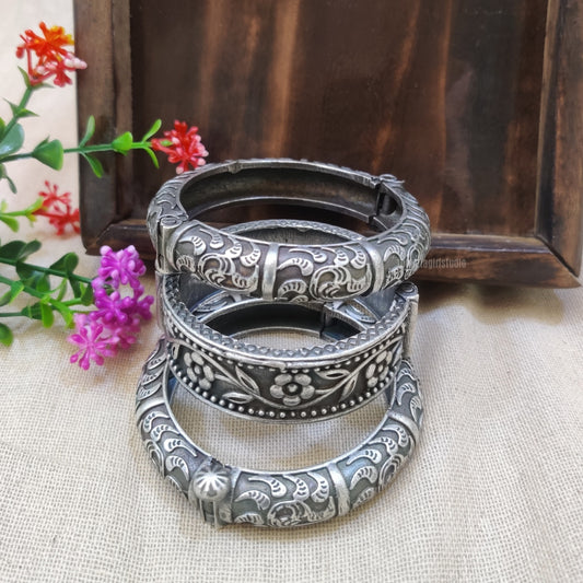 "Twisha" Silver Look Alike Kada Combo