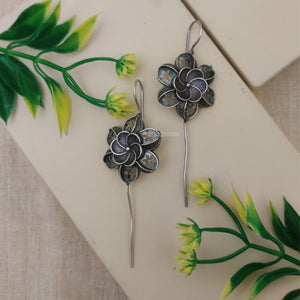 "Prasun"Silver Look Alike Oxidised Earcuff "Prasun"Silver Look Alike Oxidised Earcuff