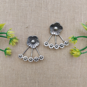 oxidized silver-look earrings oxidized silver-look earrings