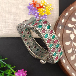 "Rangila" Silver Look Alike Oxidized Kada "Rangila" Silver Look Alike Oxidized Kada