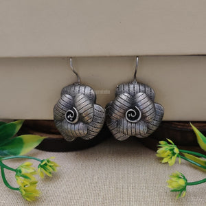 "Rose" Silver Look Alike Oxidised Dangler "Rose" Silver Look Alike Oxidised Dangler