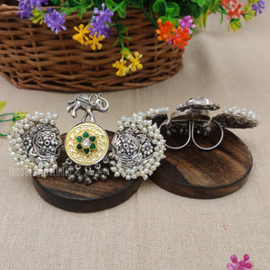 "Sahara Bloom" Silver Look Alike Dual Tone Ring "Sahara Bloom" Silver Look Alike Dual Tone Ring