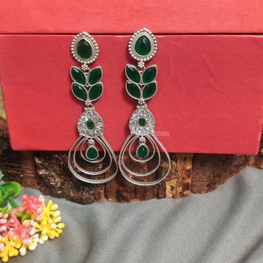 "Karara" Silver Look Alike Oxidized Earring