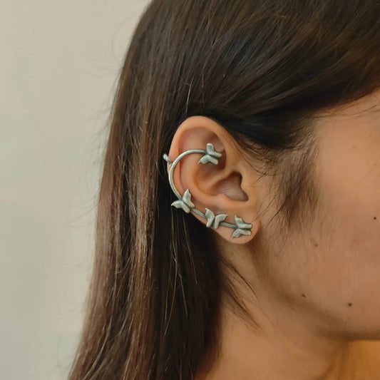 “Titlis” Butterfly Silver Look Alike Earcuff