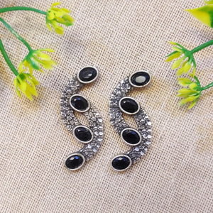 black stone earring black stone earring