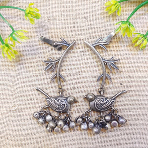 “GhughrooChakli” Silver Look Alike Oxidised Earcuff “GhughrooChakli” Silver Look Alike Oxidised Earcuff