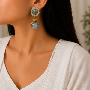"Hemu"Silver Look Alike Oxidized Earring "Hemu"Silver Look Alike Oxidized Earring