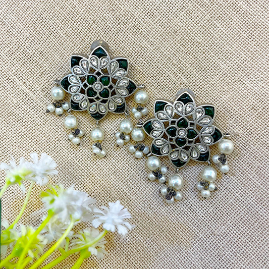 “Prati” Silver Look Alike Oxidised Stud