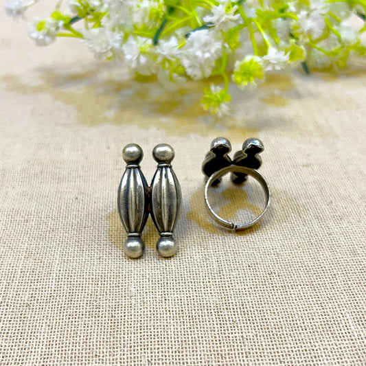 “Tiny” Silver Look Alike Oxidised Ring