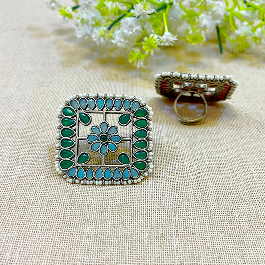 "Legacy Link" Silver Look Alike Oxidized Ring