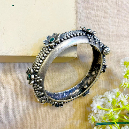 "Vritta" Silver Look Alike Oxidized Kada