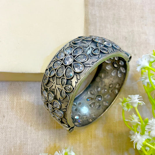 "Gulzar" Silver Look Alike Oxidized Kada