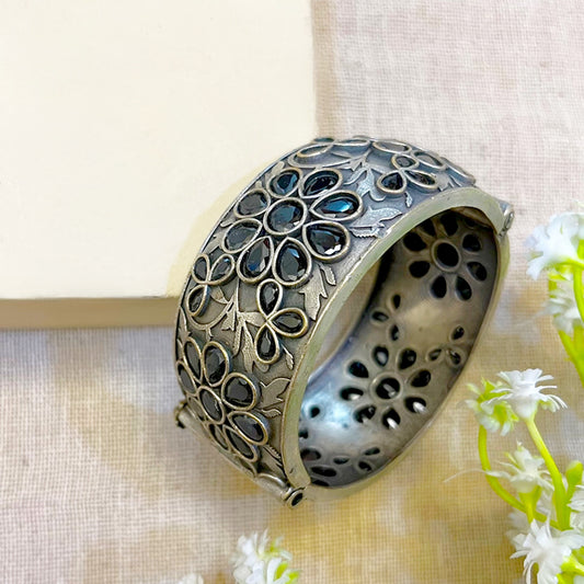 "Gulzar" Silver Look Alike Oxidized Kada