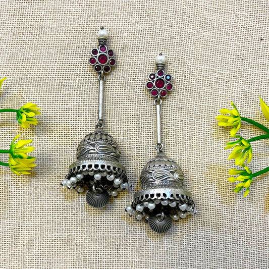 "Pretty" Silver Look Alike Earring