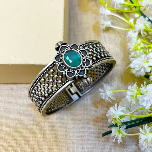 "Royal" Silver Look Alike Oxidized Kada