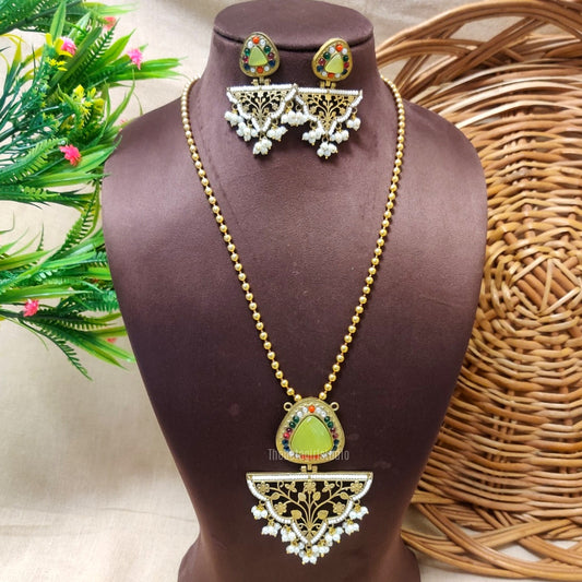 "Pendura" Silver Look Alike Dual Tone Stone Necklace