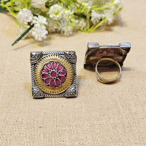 oxidised finger ring oxidised finger ring
