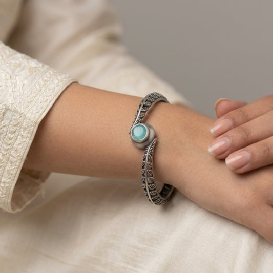Vanya Oxidised Silver Stone Kada