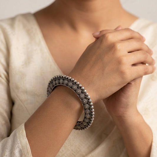 "Sitara" Silver Look Alike Oxidized Kada for Navratri Festival