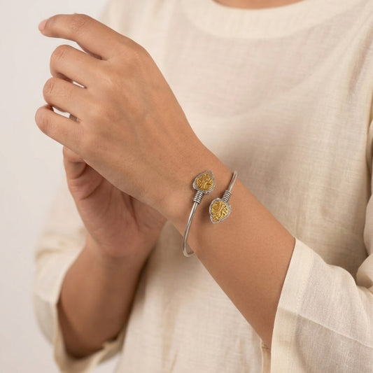 "Varunika" Silver Look Alike Dual Tone Bracelet