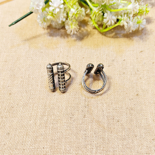 "Kari"Silver Look Alike Oxidized Ring
