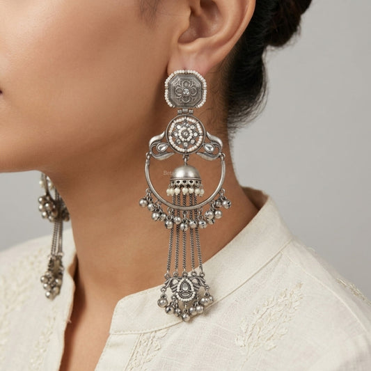 "Zephyr"Silver Look Alike Oxidized Earring