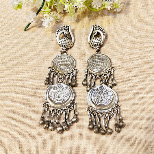 "Aster"Silver Look Alike Oxidized Earring