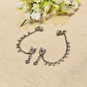 "Aster"Silver Look Alike Oxidized Earcuff "Aster"Silver Look Alike Oxidized Earcuff
