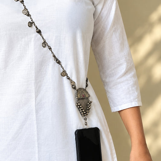"Zelvia"Silver Look Alike Oxidized MobileChain