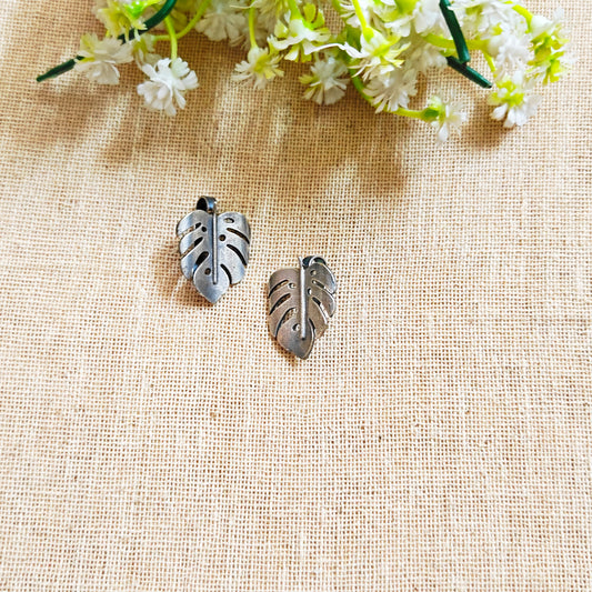 "Leaf"Silver Look Alike Earcuff