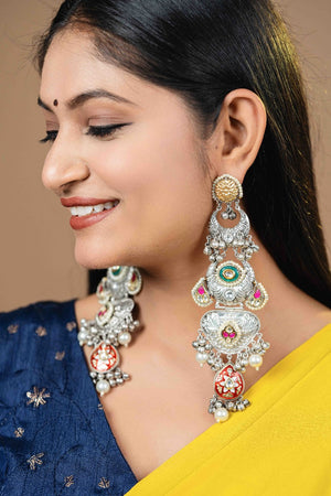 Ethnic silver long statment earring Ethnic silver long statment earring