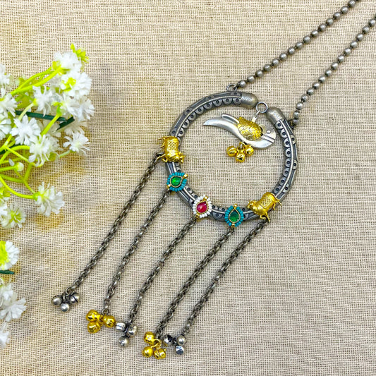 "Gorgeous" Silver Look Alike Neckalce