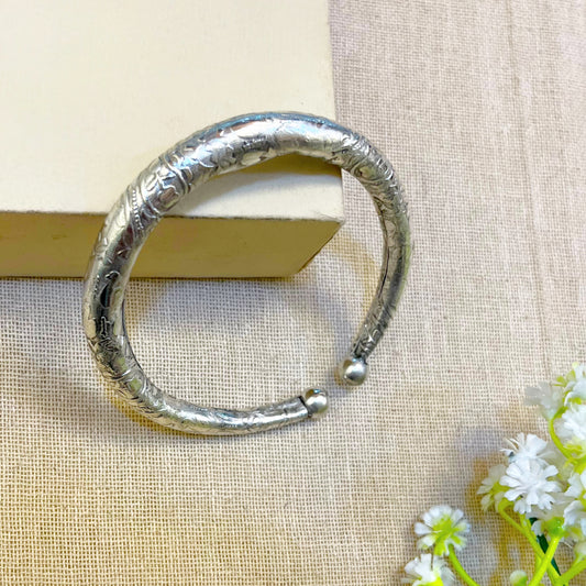 "Soneya" Silver Look Alike Kada