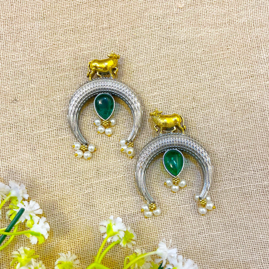 "Wiren" Silver Look Alike Dual Tone Earrings