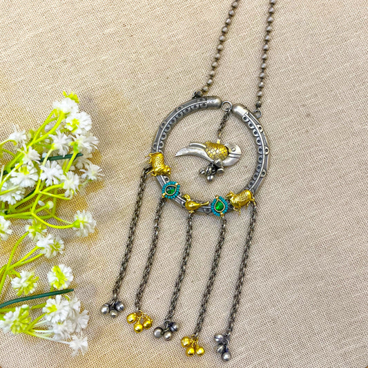 "Gorgeous" Silver Look Alike Neckalce