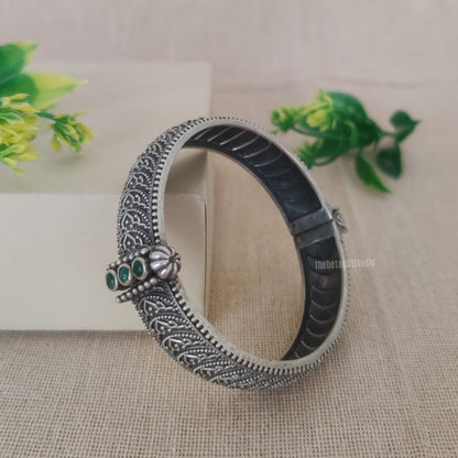 "Rosett" Silver Look Alike Oxidized Kada