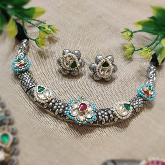 "Kasali" Silver Look Alike Kundan Studded Hasli