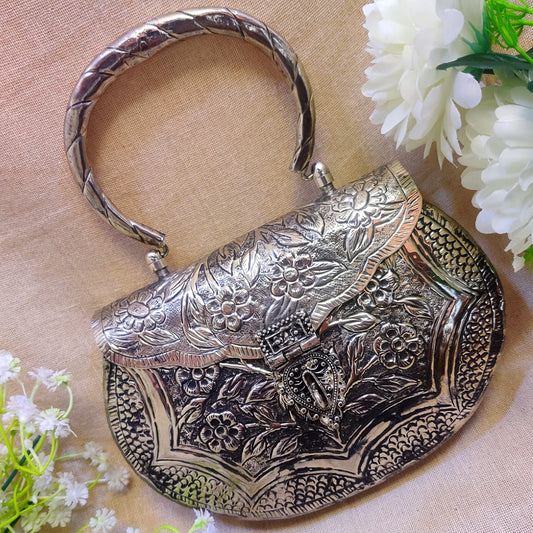 "Semiyak" Silver Look Alike Purse