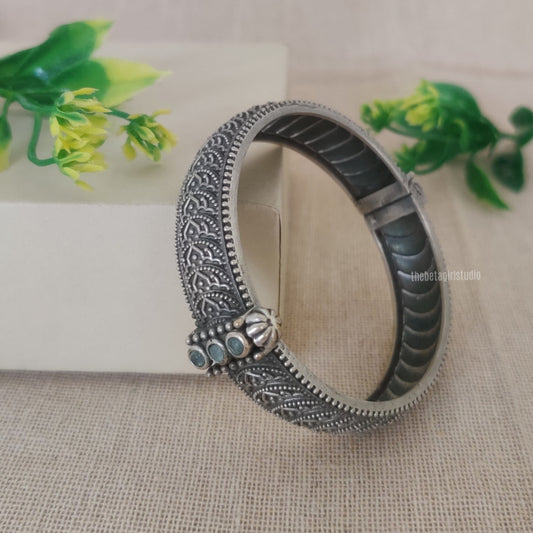 "Rosett" Silver Look Alike Oxidized Kada