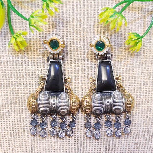 "Mantri" Silver Look Alike Kundan Earrings