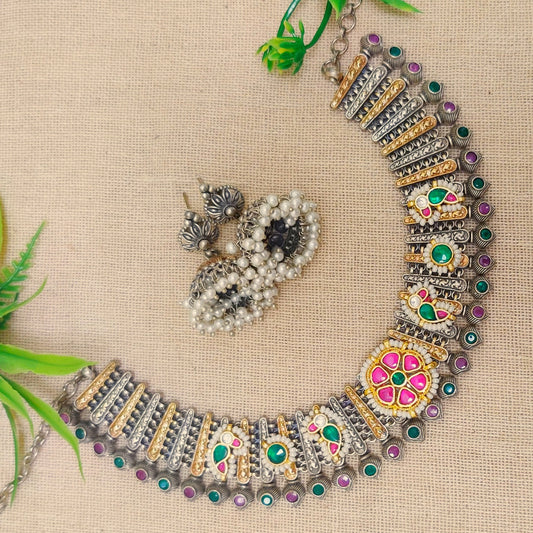 "Gilded Glam" Silver Look Alike Kundan Choker