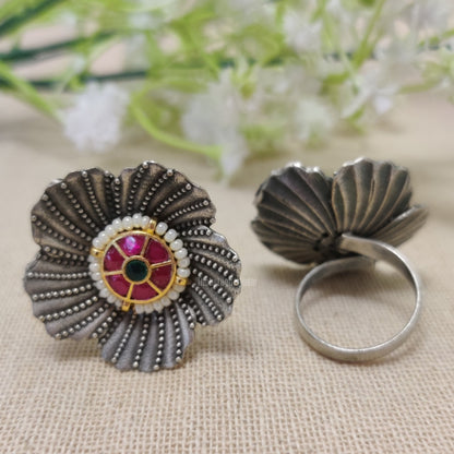 Flower shape ring