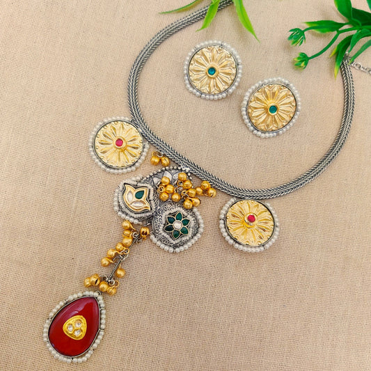 "Katan" Silver Look Alike Kundan Studded Necklace