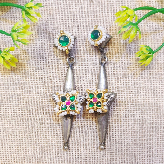 "Sivara" Silver Look Alike Kundan Earrings