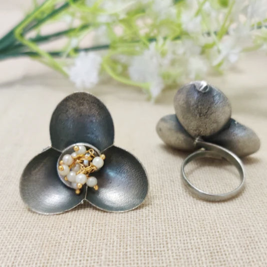 black metal rings for ladies
