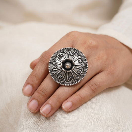 "Tiara"Silver Look Alike Oxidized Ring