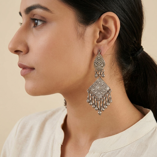 "Rhea"Silver Look Alike Oxidized Earring