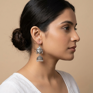 "Aurelia"Silver Look Alike Oxidized Dangler