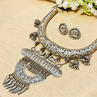 "Zohar"Silver Look Alike Oxidized Necklace