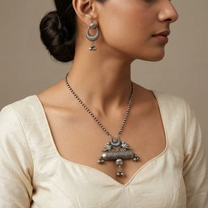 "Ovia"Silver Look Alike Oxidized Necklace